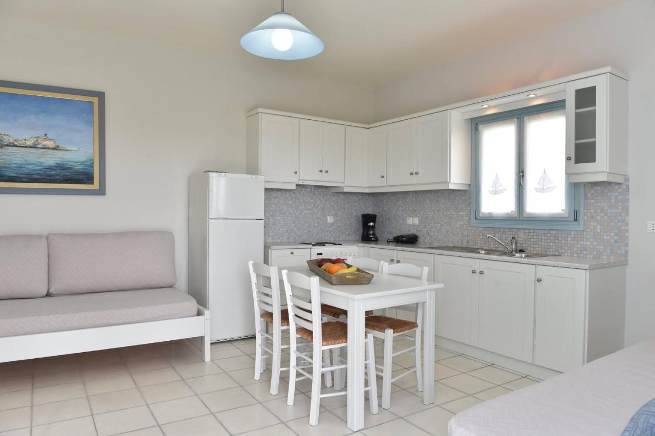 Tonia Apartments Paros Chrisi Akti  Eksteriør billede