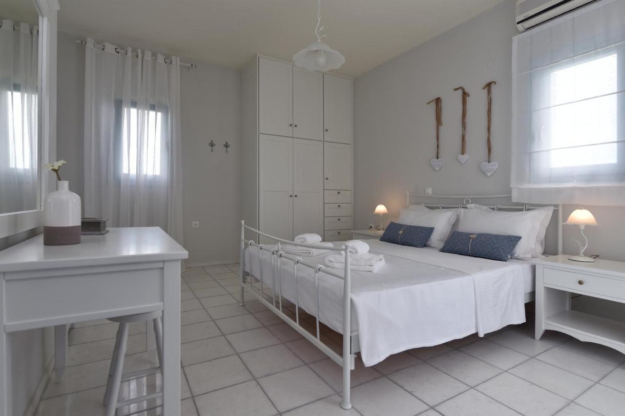 Tonia Apartments Paros Chrisi Akti  Eksteriør billede