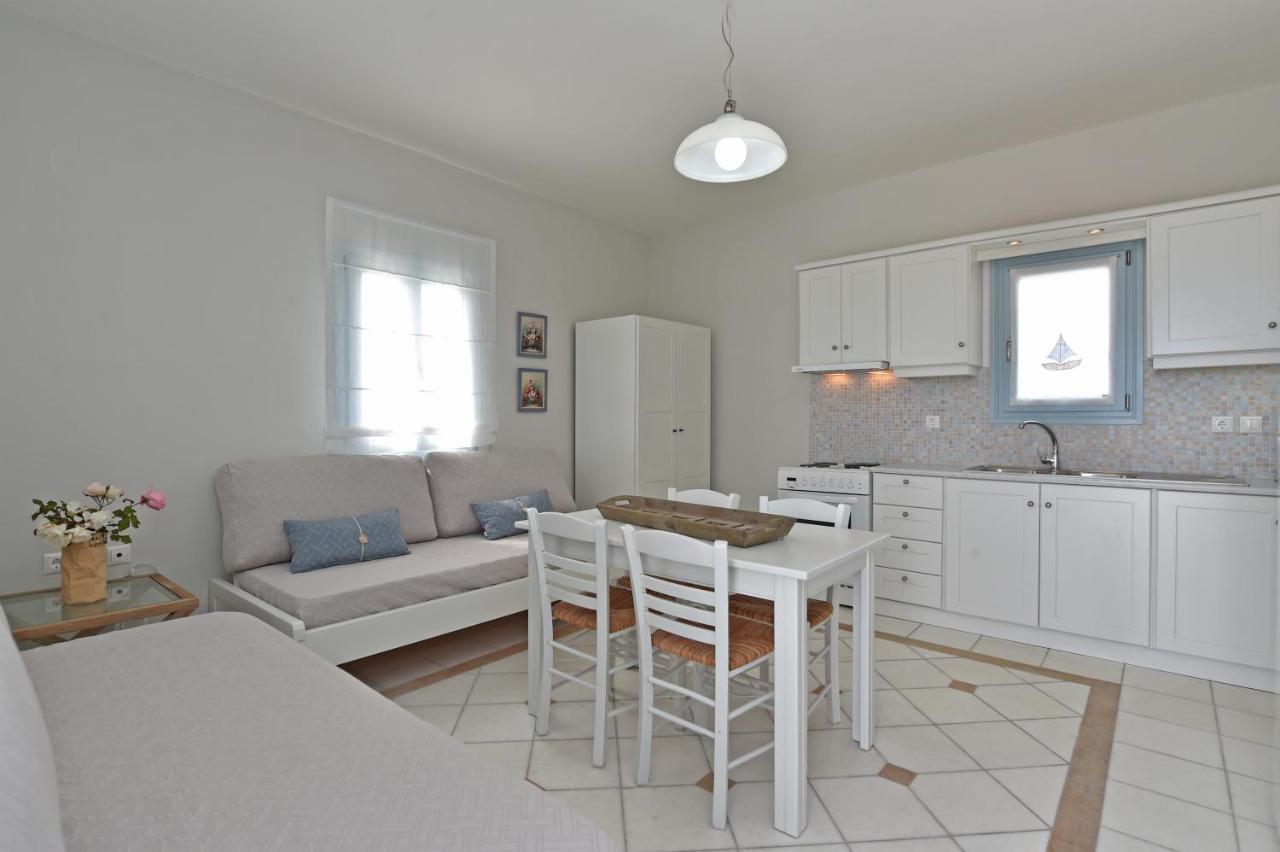 Tonia Apartments Paros Chrisi Akti  Eksteriør billede
