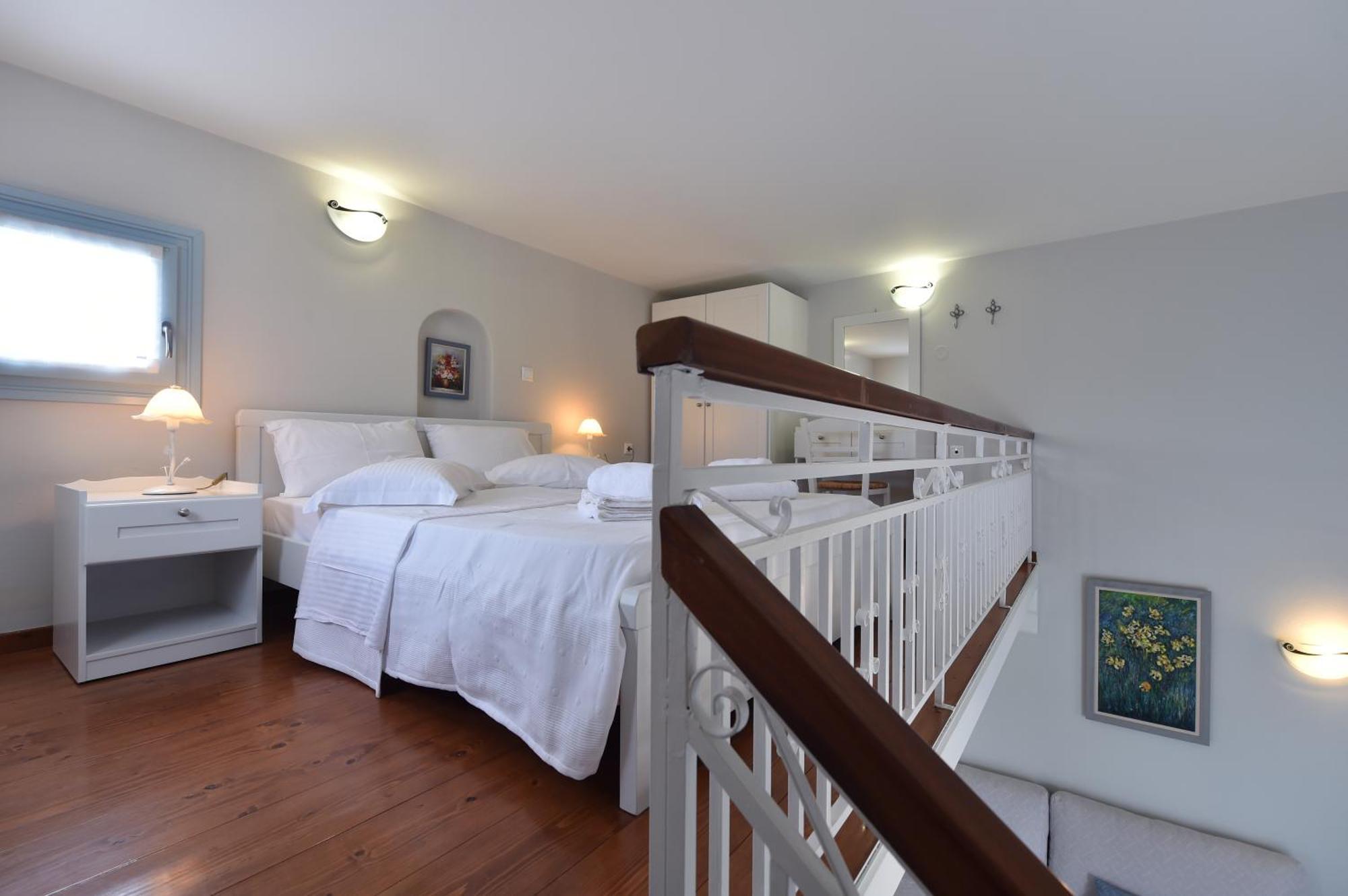 Tonia Apartments Paros Chrisi Akti  Eksteriør billede