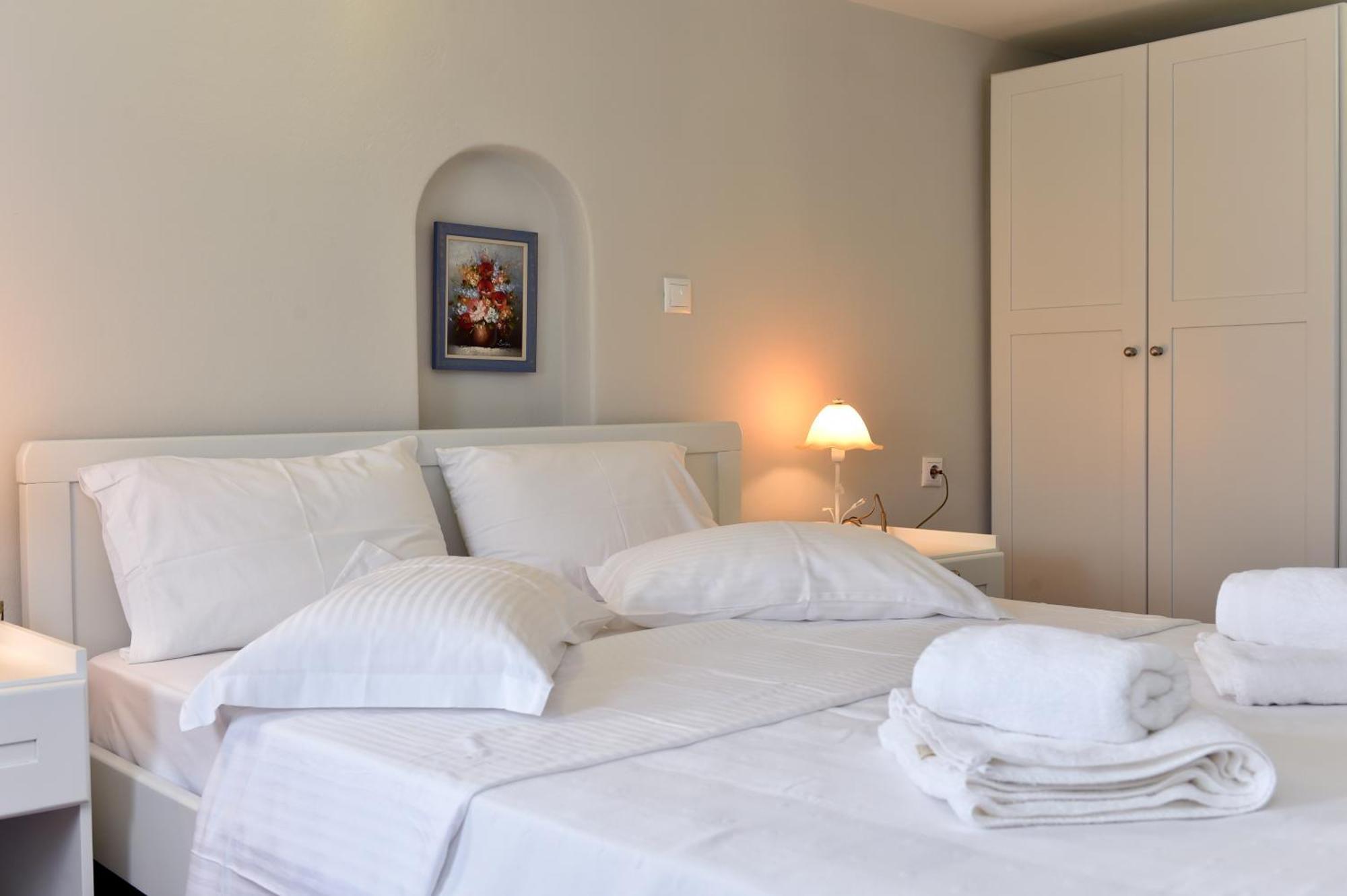 Tonia Apartments Paros Chrisi Akti  Eksteriør billede