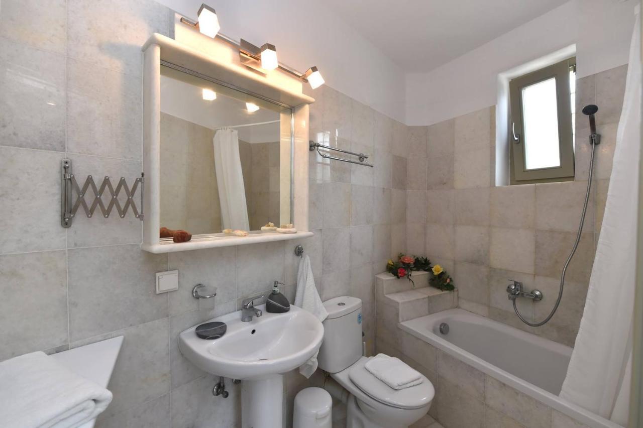 Tonia Apartments Paros Chrisi Akti  Eksteriør billede
